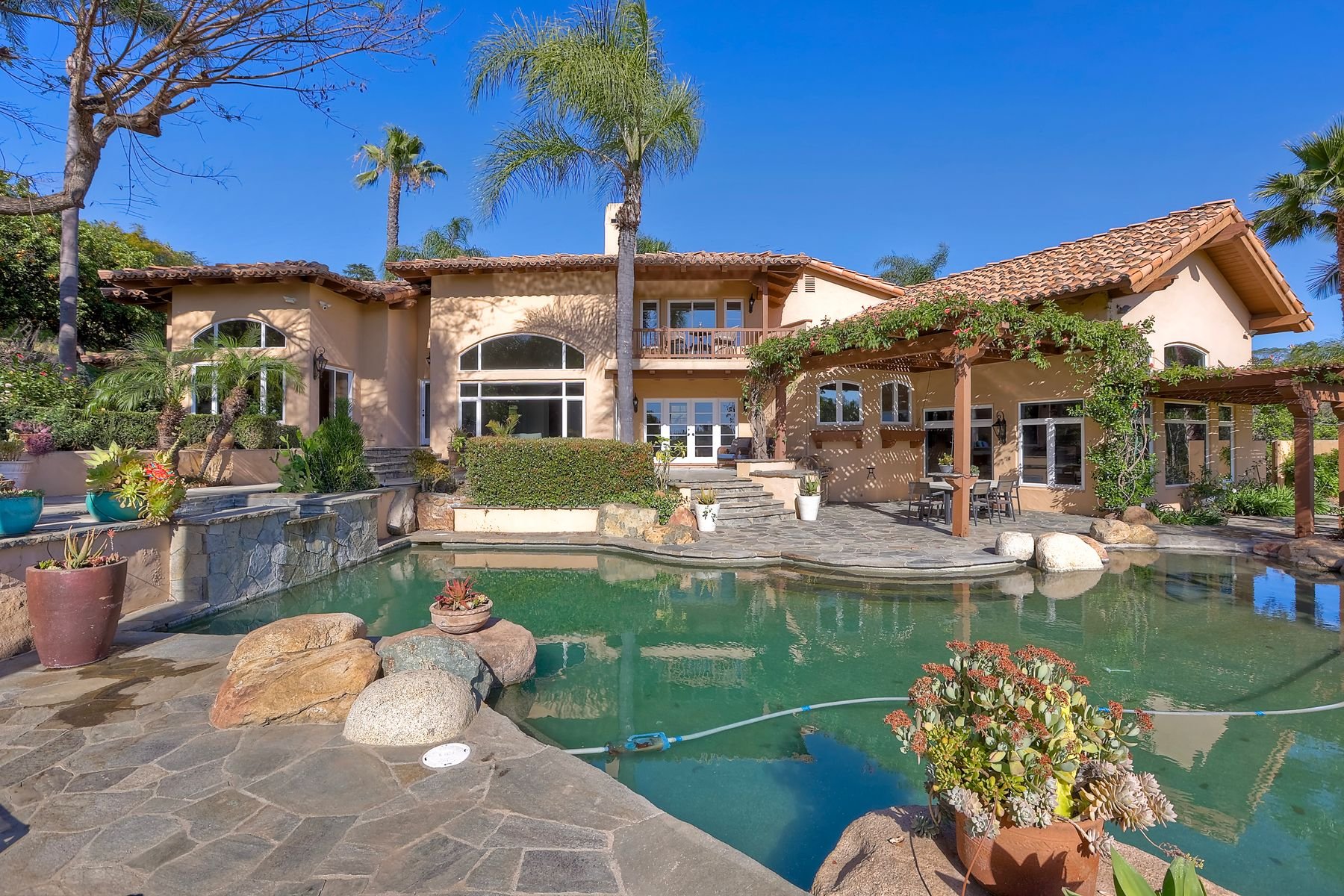 3993 Peony Dr