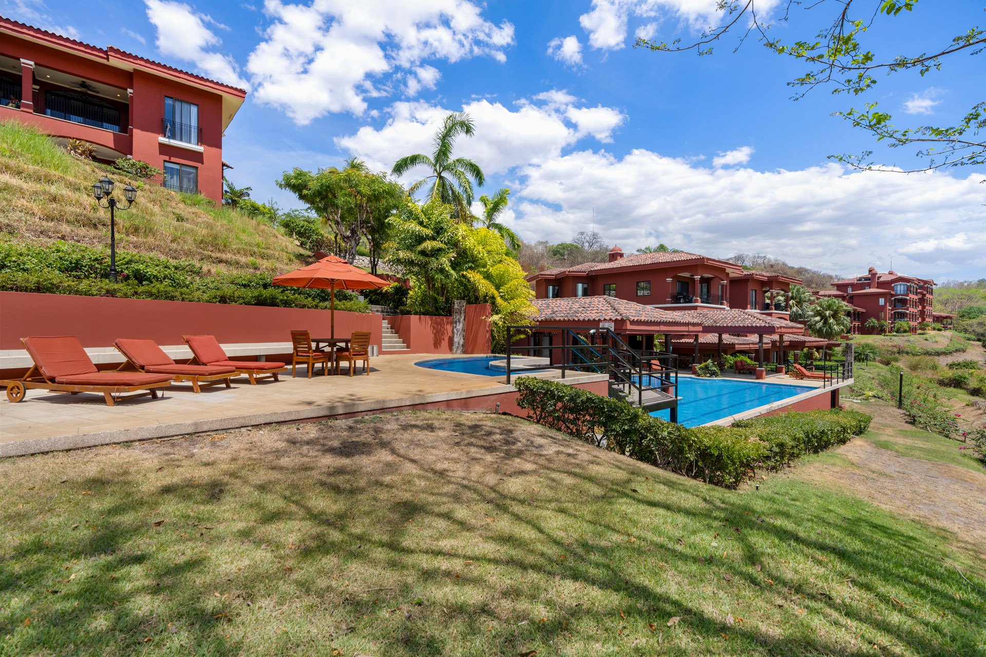 Bougainvillea Penthouse 4315 | Ocean-View 3BR in Reserva Conchal