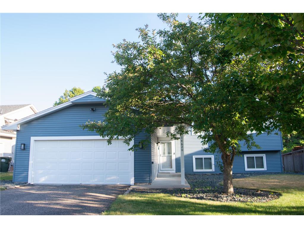 14620 Hanover Lane, Apple Valley, MN 55124-7463