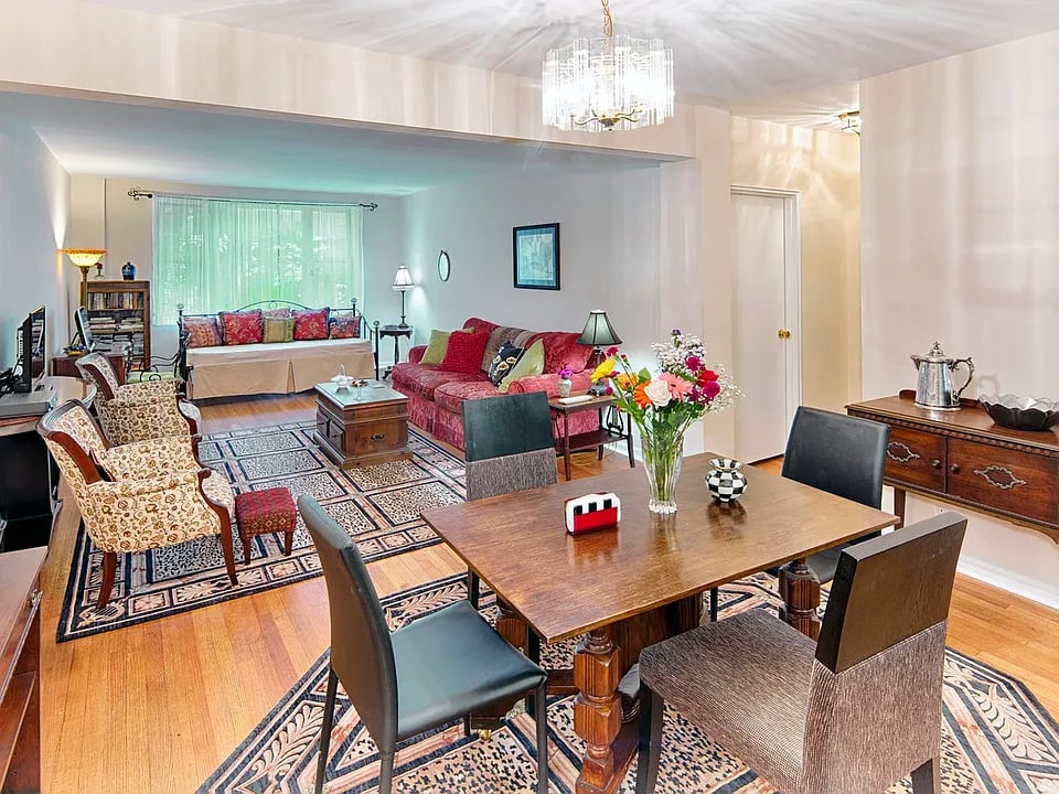 225 East 76th Street Unit: 1A