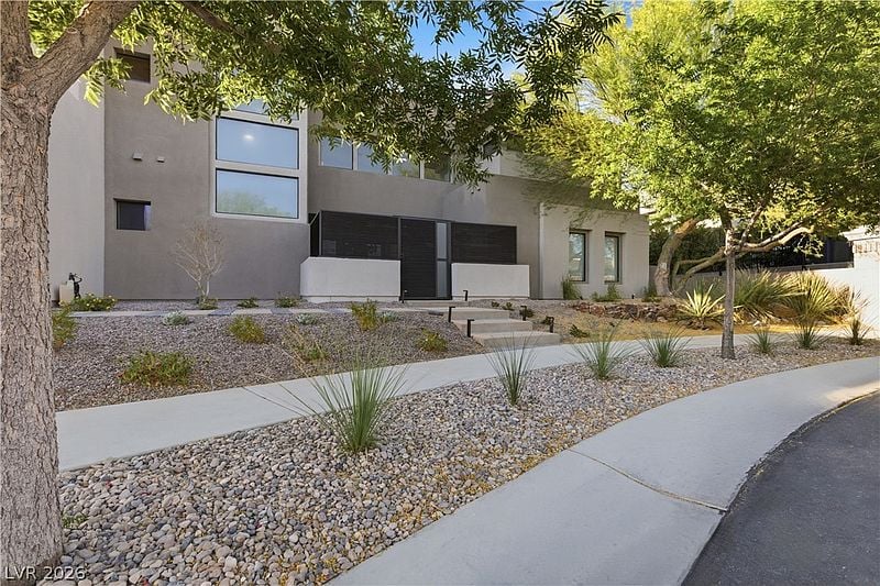 2790 La Bella Ct