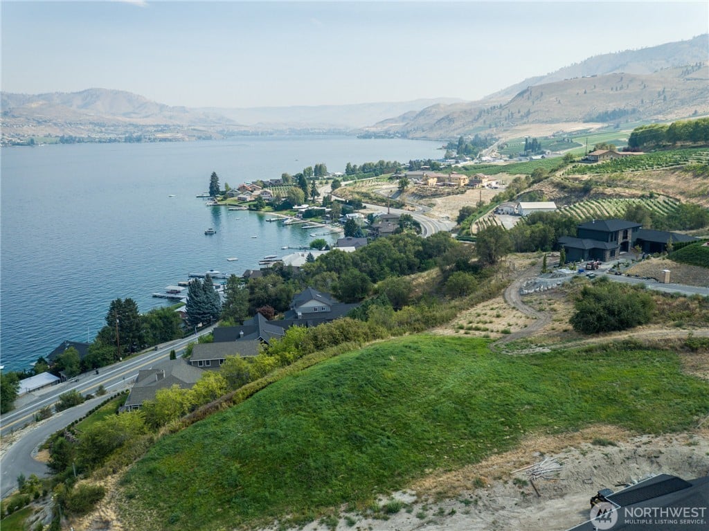 275 Bene Vista Ln