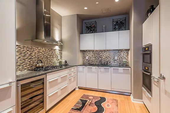 415 Greenwich Street Apartment 6E