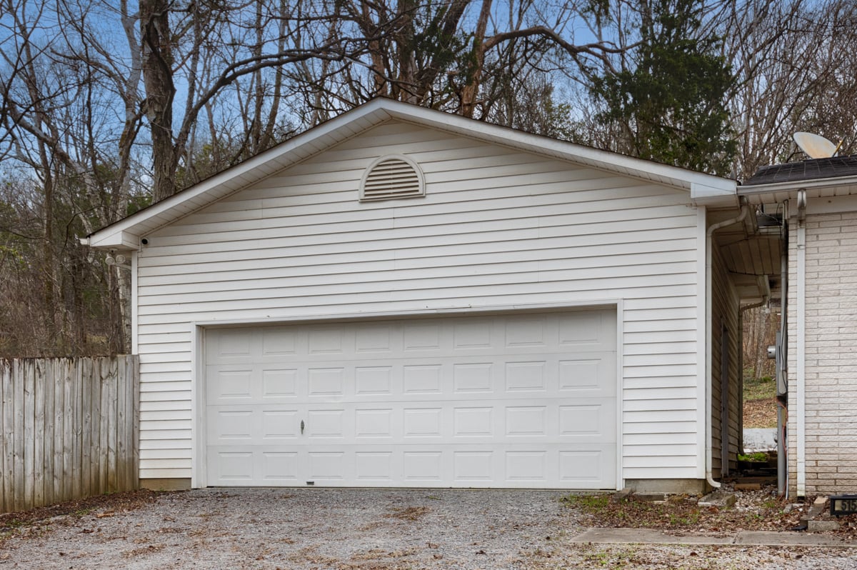 Large Lot with Pool in Harvest