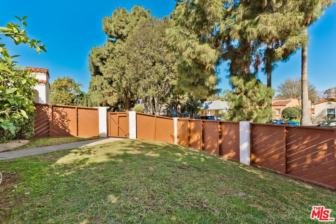4164 EDENHURST AVE