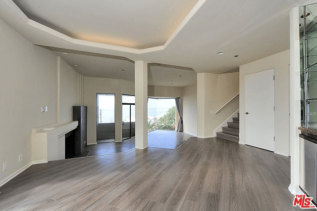 21323 Rambla Vista, #2