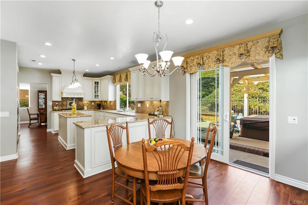 39 Feather Ridge