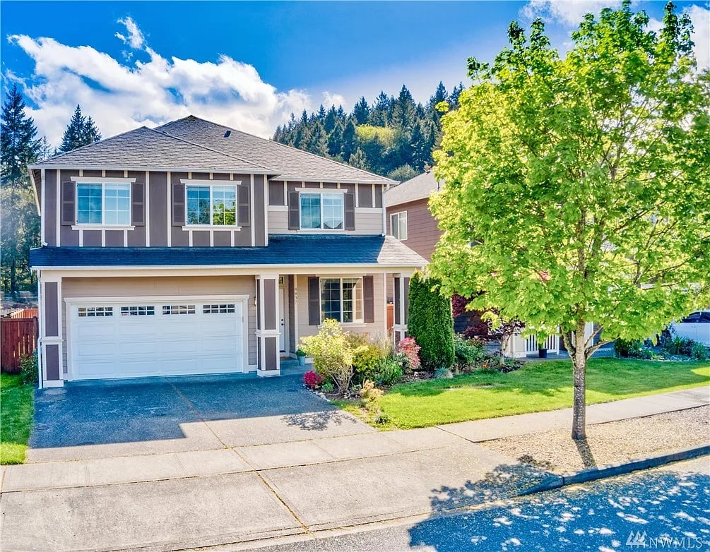 4837 Greenwood Dr SW