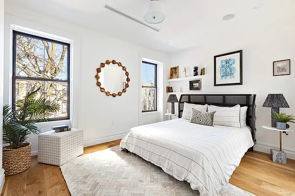 915 Jefferson Avenue