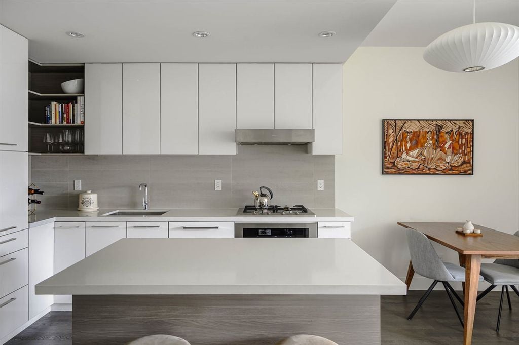 1628 W 4th Ave, #209
