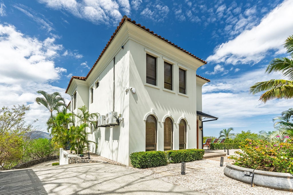 Casa de Estrellas | Elegant 4BR Ocean View Home in Pacific Heights, Potrero