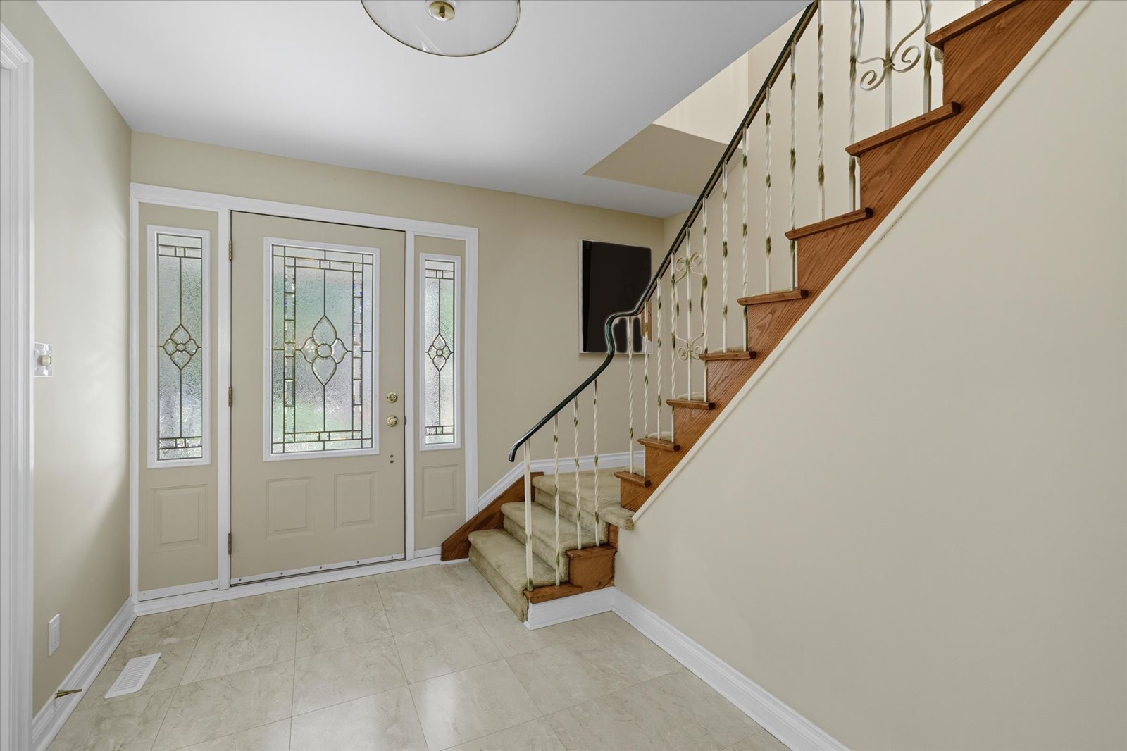28 Christman Crt 