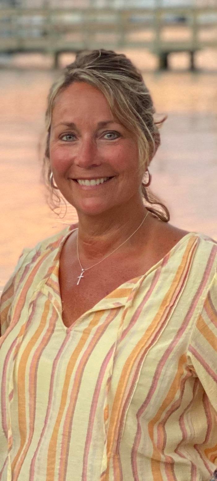 Donna  Lodge
