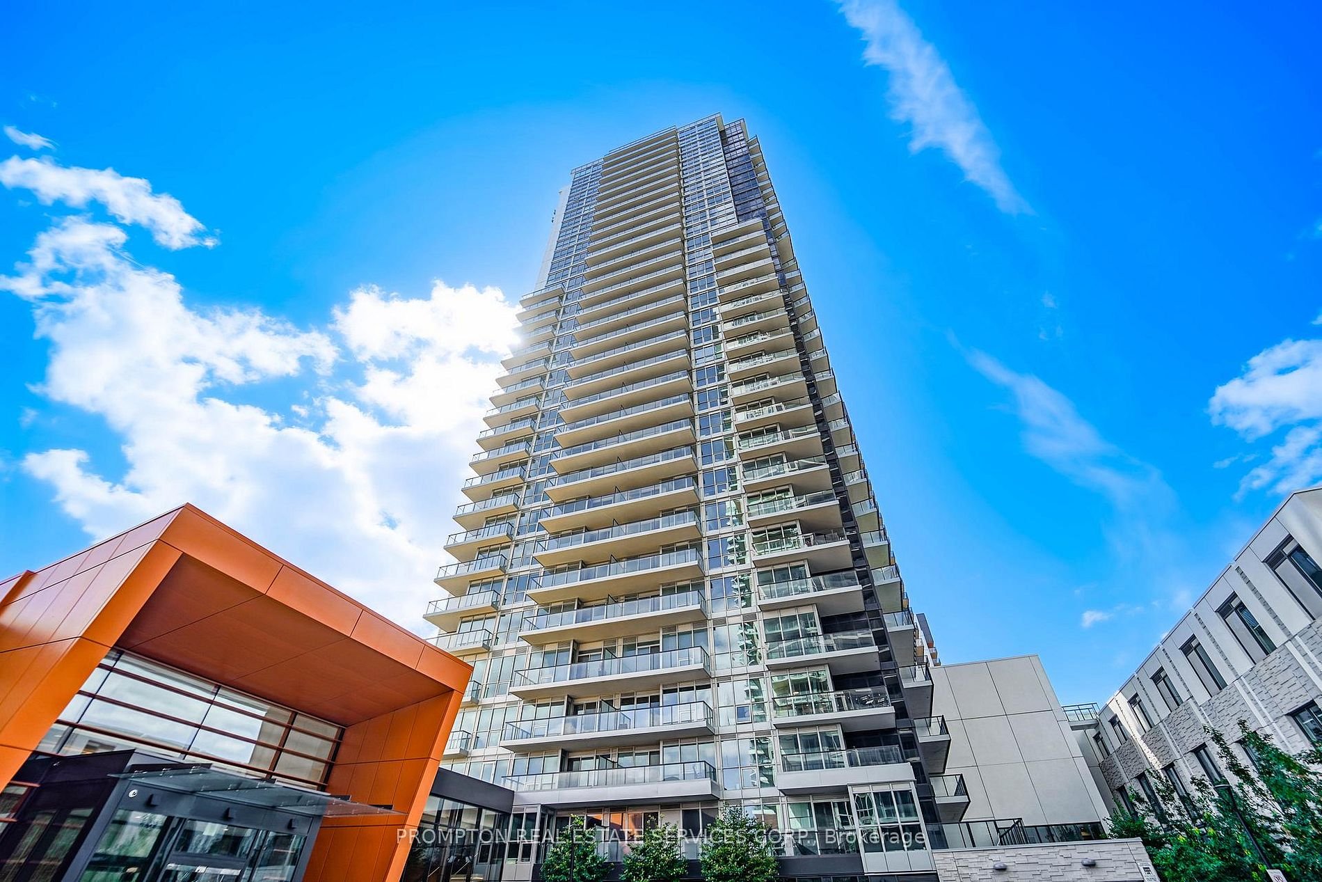 SEASONS CONDOS PENTHOUSE 