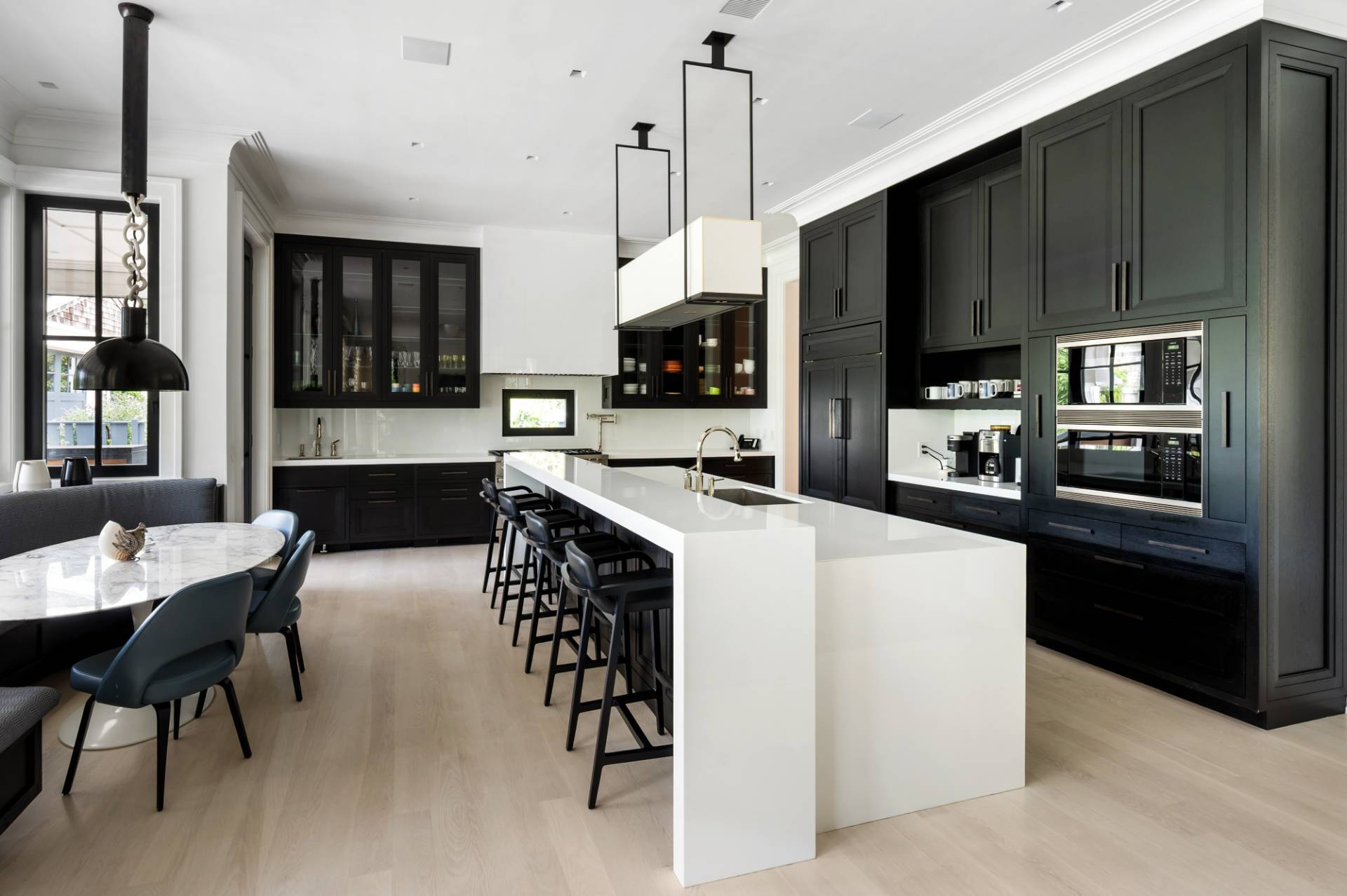 A MODERN CLASSIC IN SOUTHAMPTON'S ESTATE DISTRICT