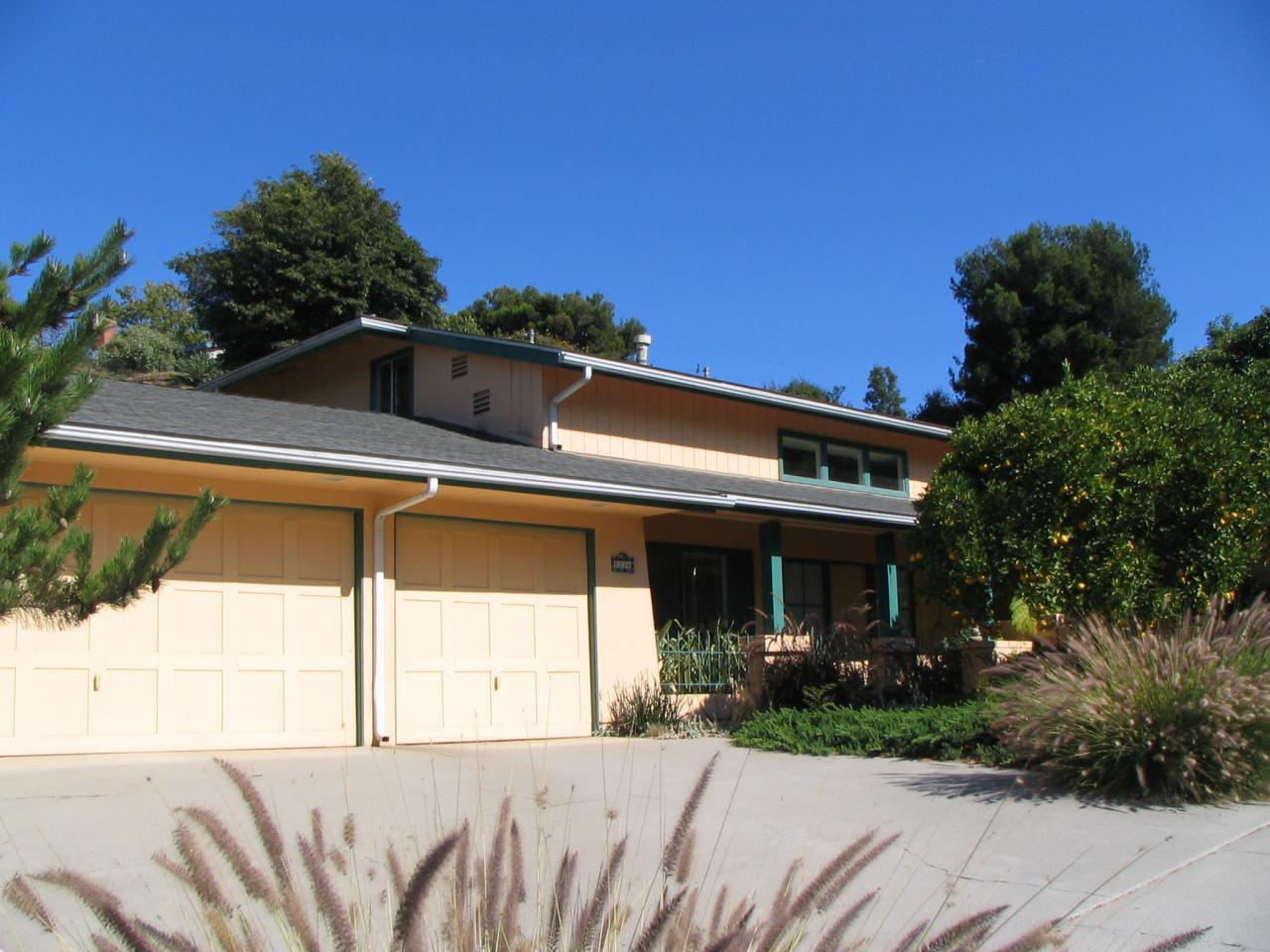 1214 Miramonte Dr