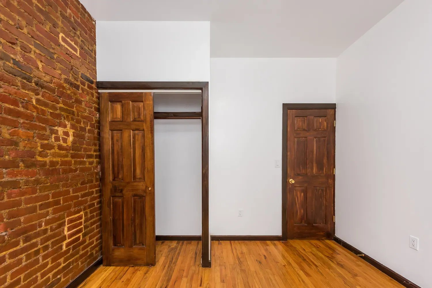 97 E 7th St #5