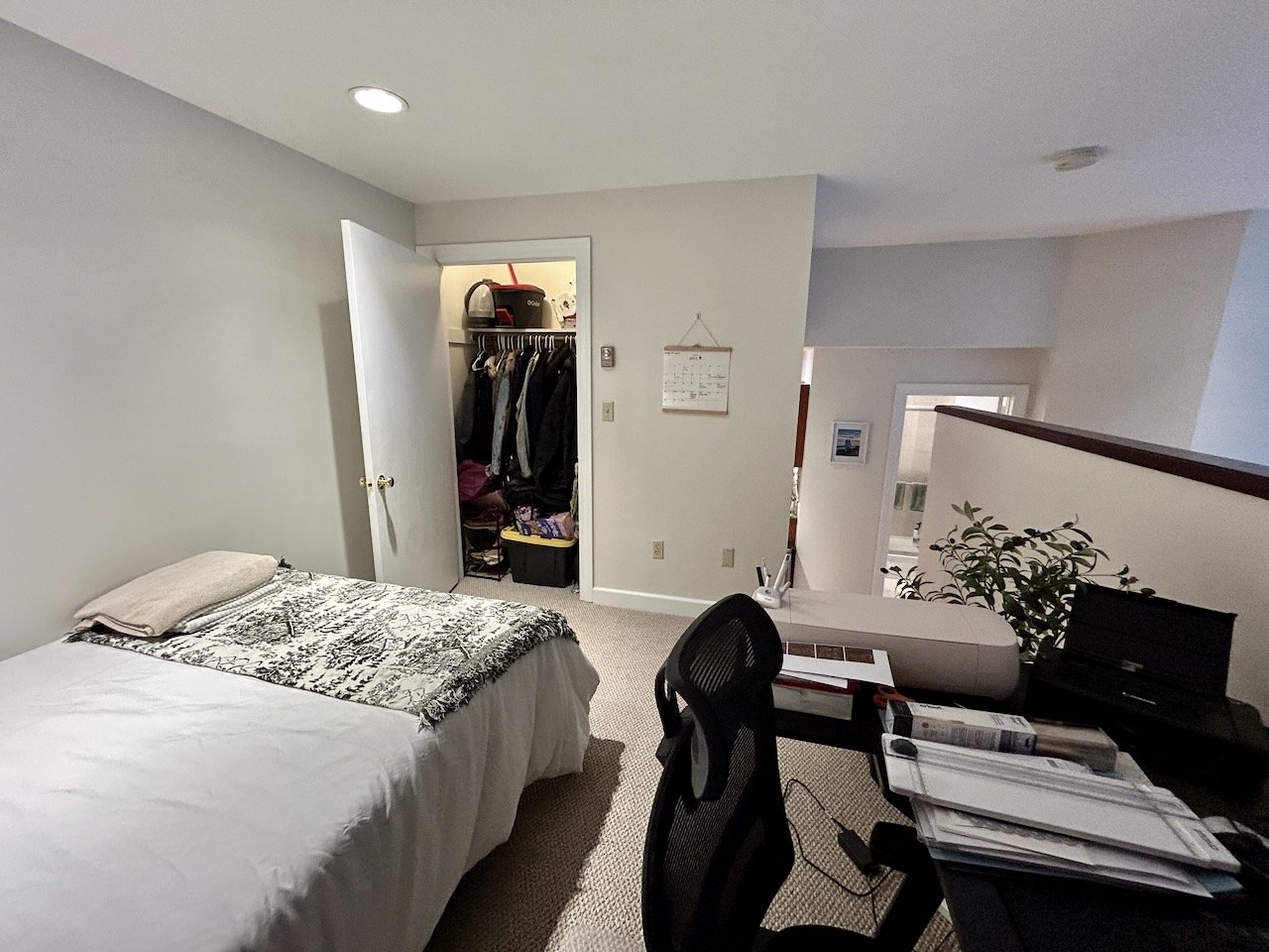 AUGUST 1!!! Unique 1 Bed + Loft Office w/ Common Laundry and Common Roof Deck - Steps to Back Bay Station! 