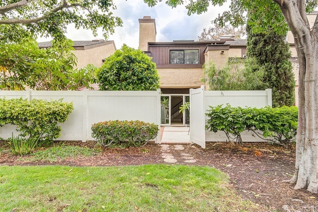 904 Hyde Ct