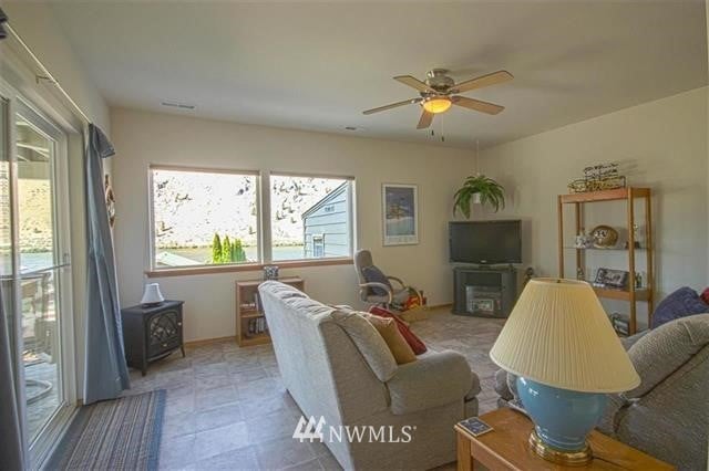 125 Malloy Pl