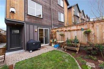 2828 SW Adams Street #A