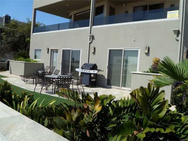 2663 Ocean Front Walk 