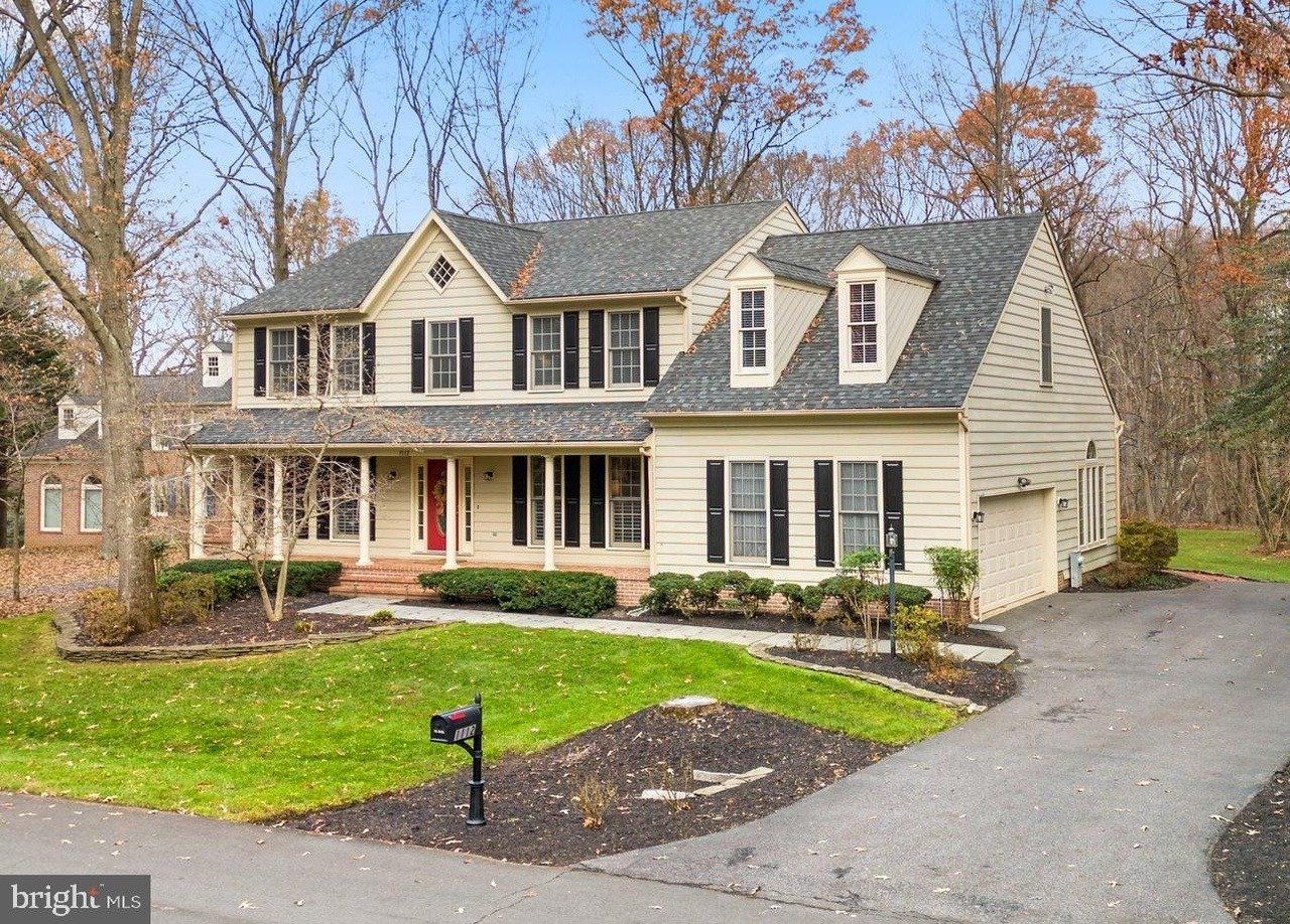 1112 Spy Glass Dr