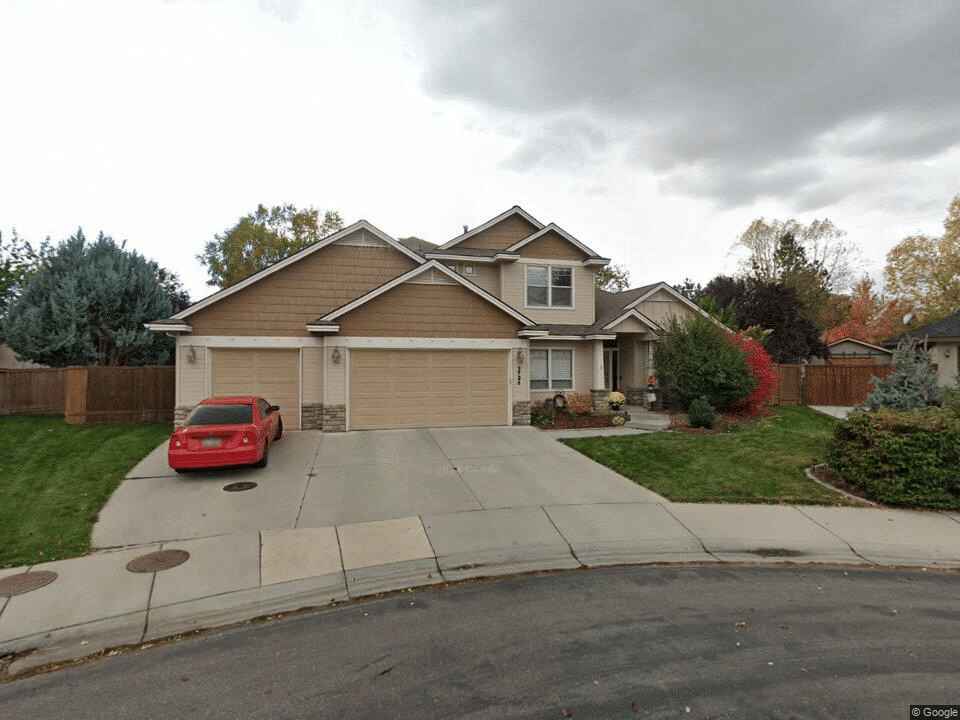 3795 N Chatterton Pl