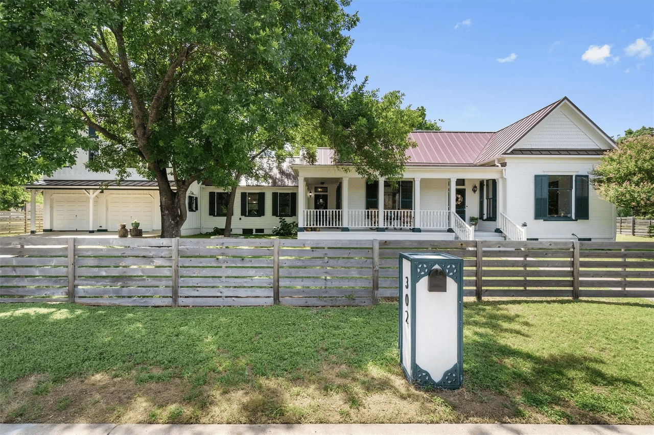 302 N 2nd Street
