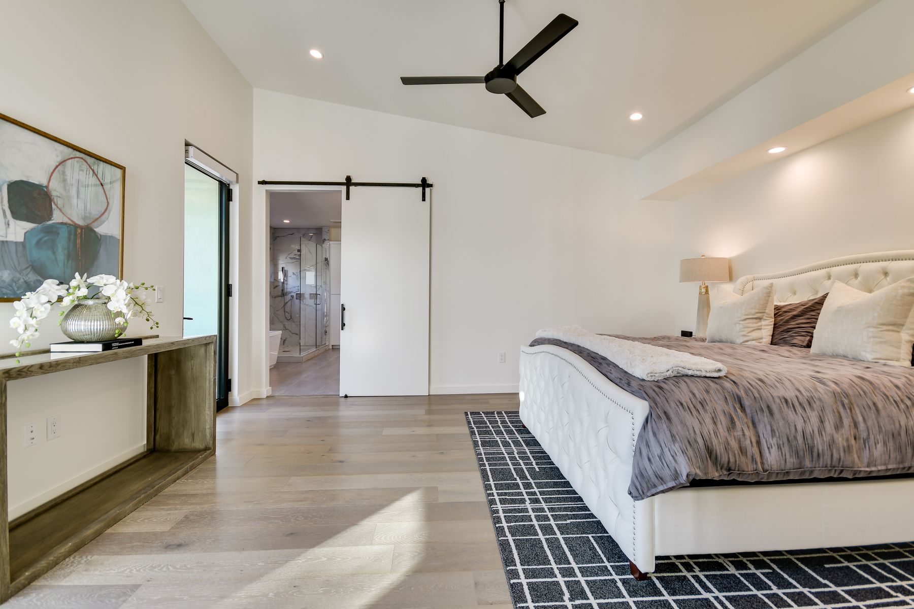 Reveille Modern