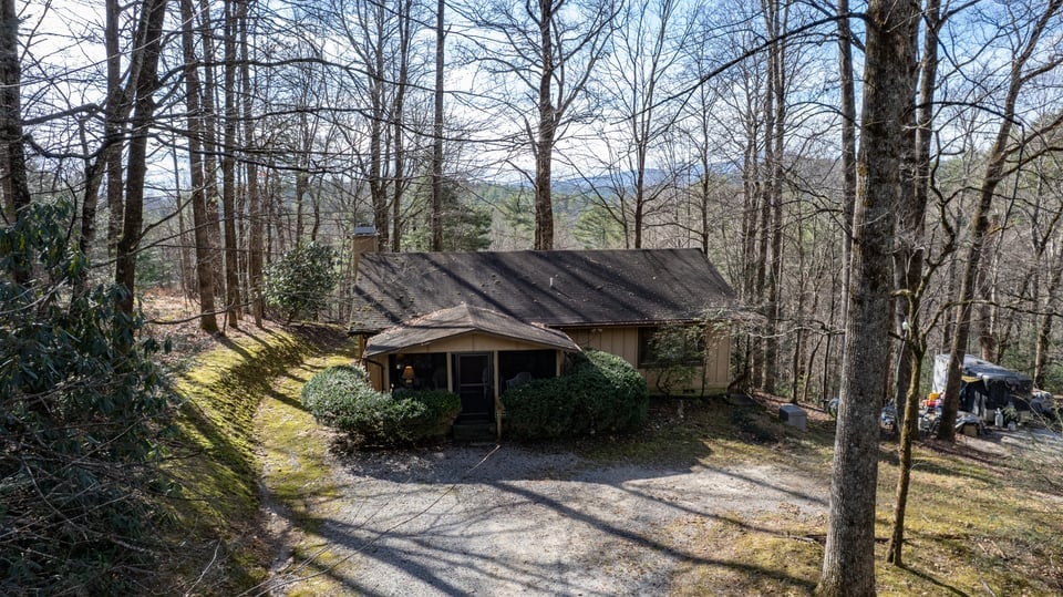 1696 Clear Creek Rd , Highlands, NC 28741