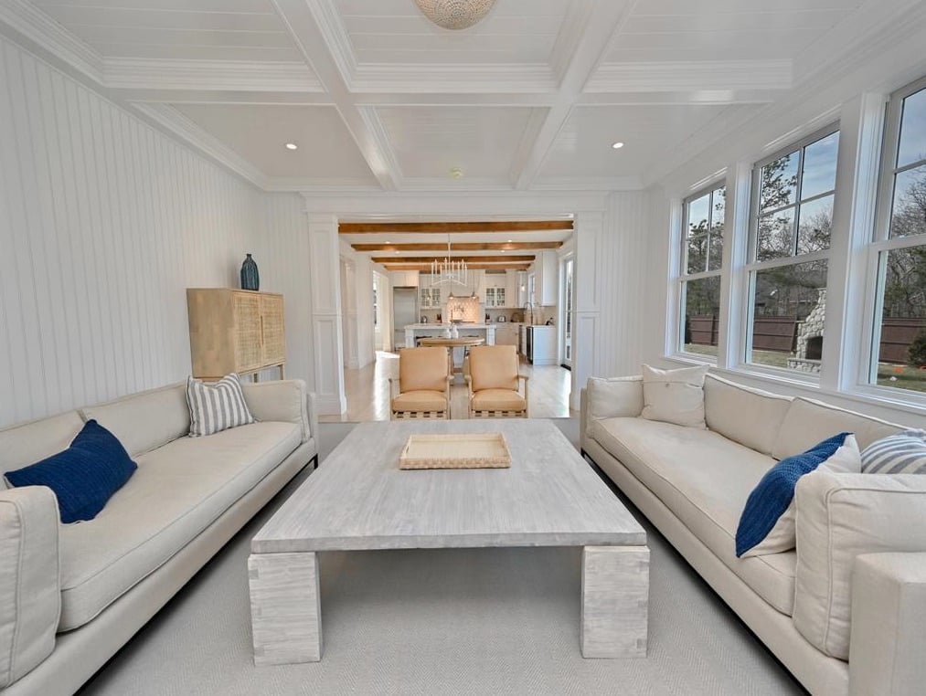 12 Baylies Way