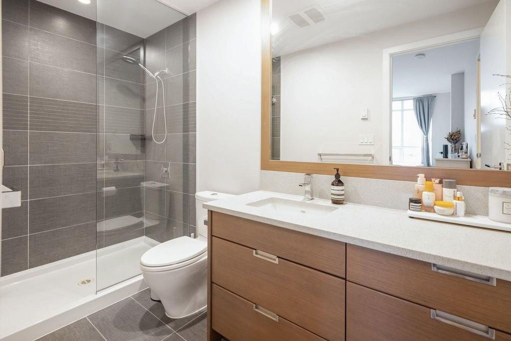 2077 Rosser Ave, #1304