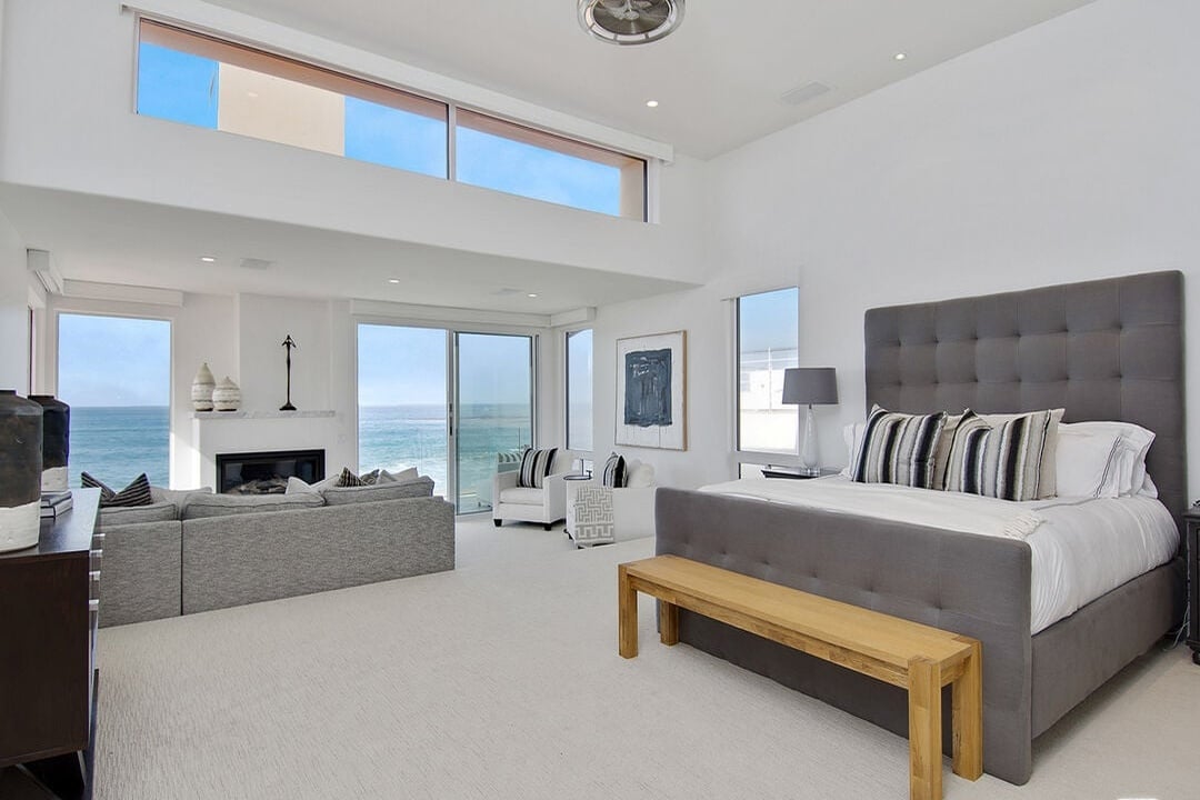 Solis Crest, Broad Beach Rd, 90265