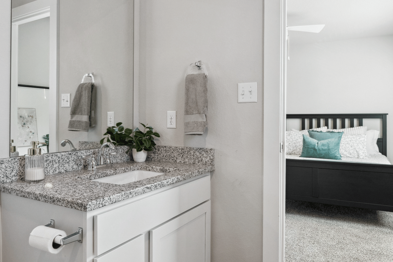  No rent until January 2026!