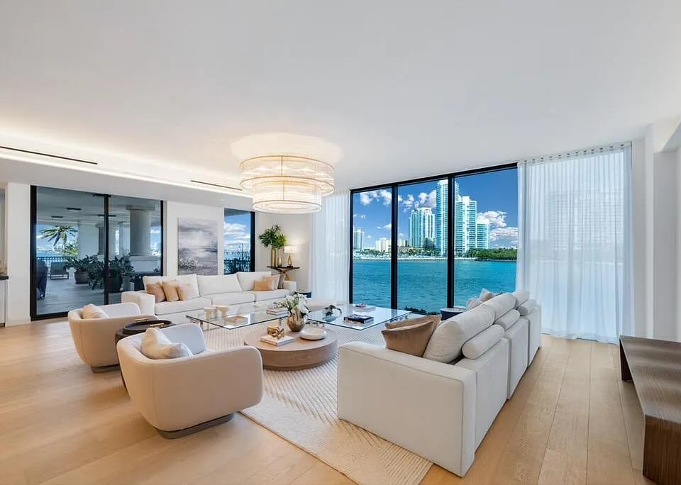 6800 Fisher Island Dr #6823