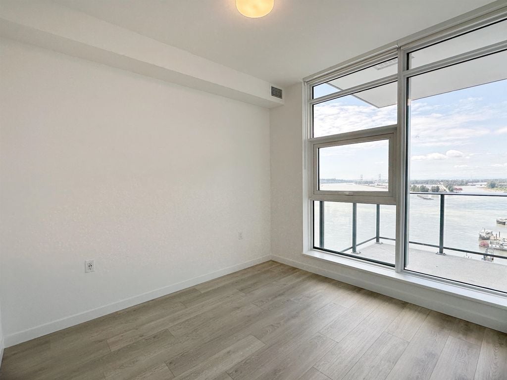 680 Quayside Dr, #1401