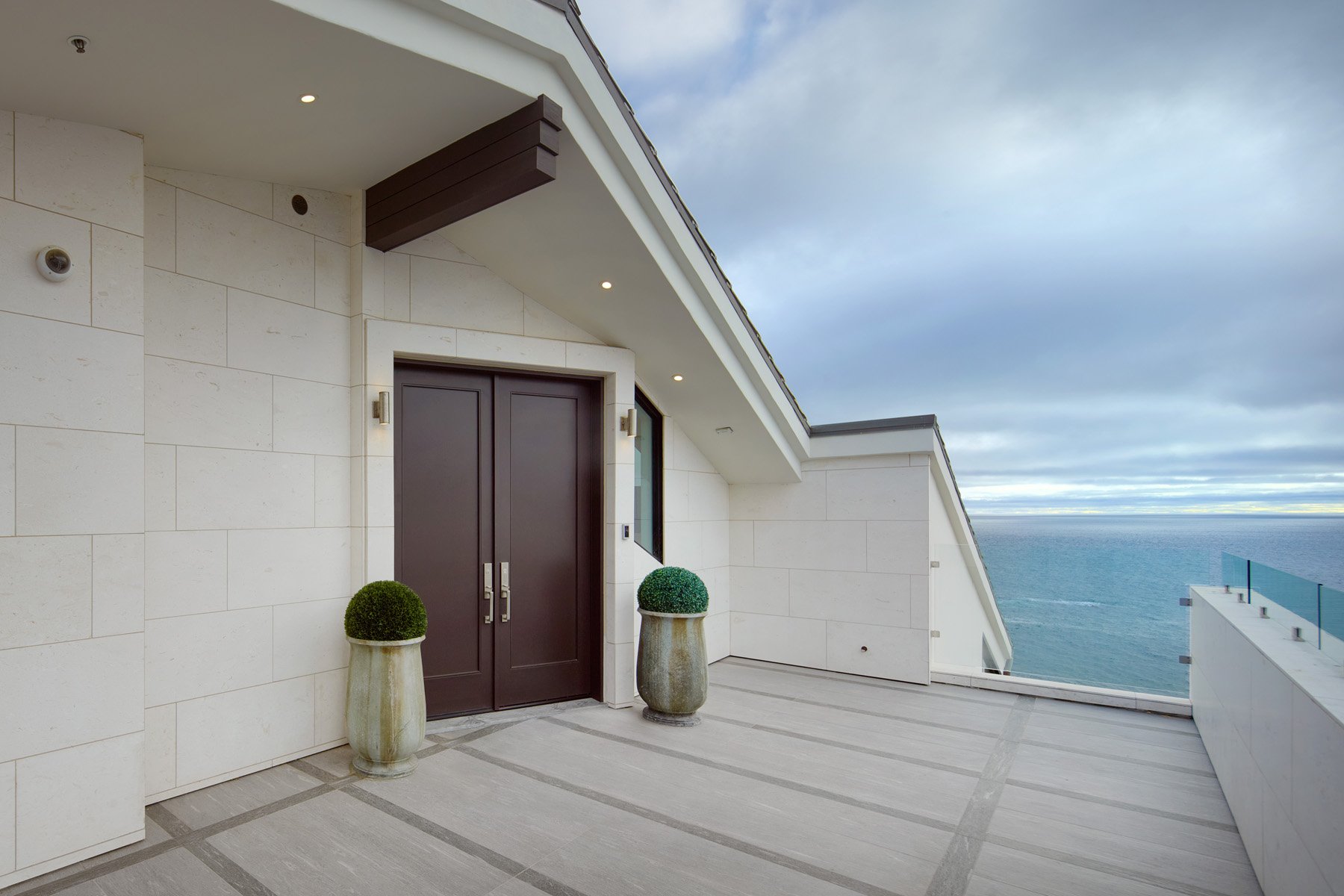 33 Bay Drive