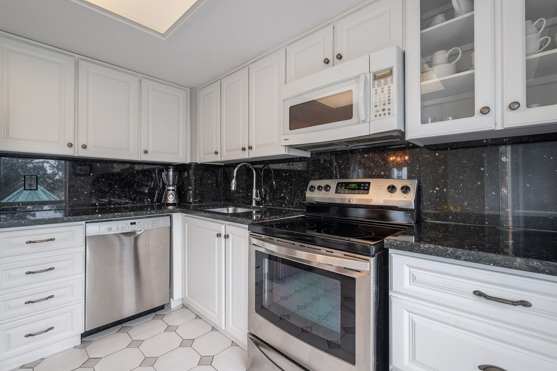 101 Subway Cres #311