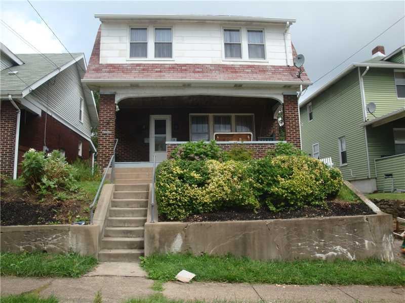 4004 Center Ave