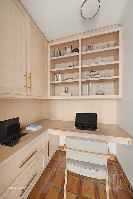 300 East 77th Street 10D