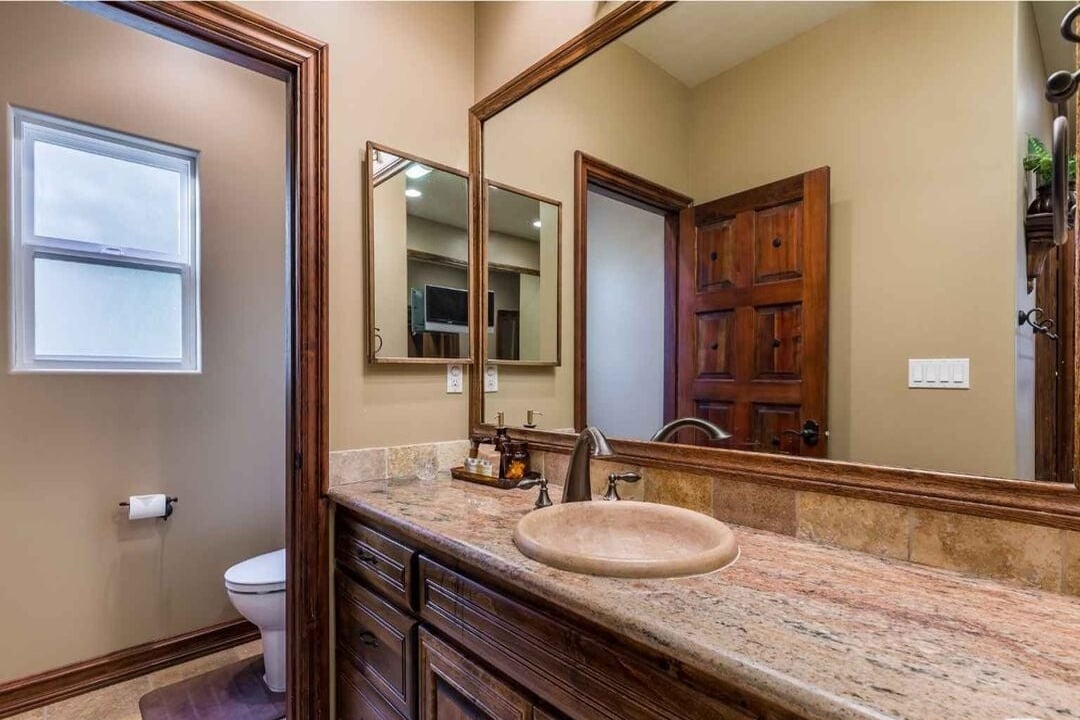 Celestia Crest, Venus Dr, 90046