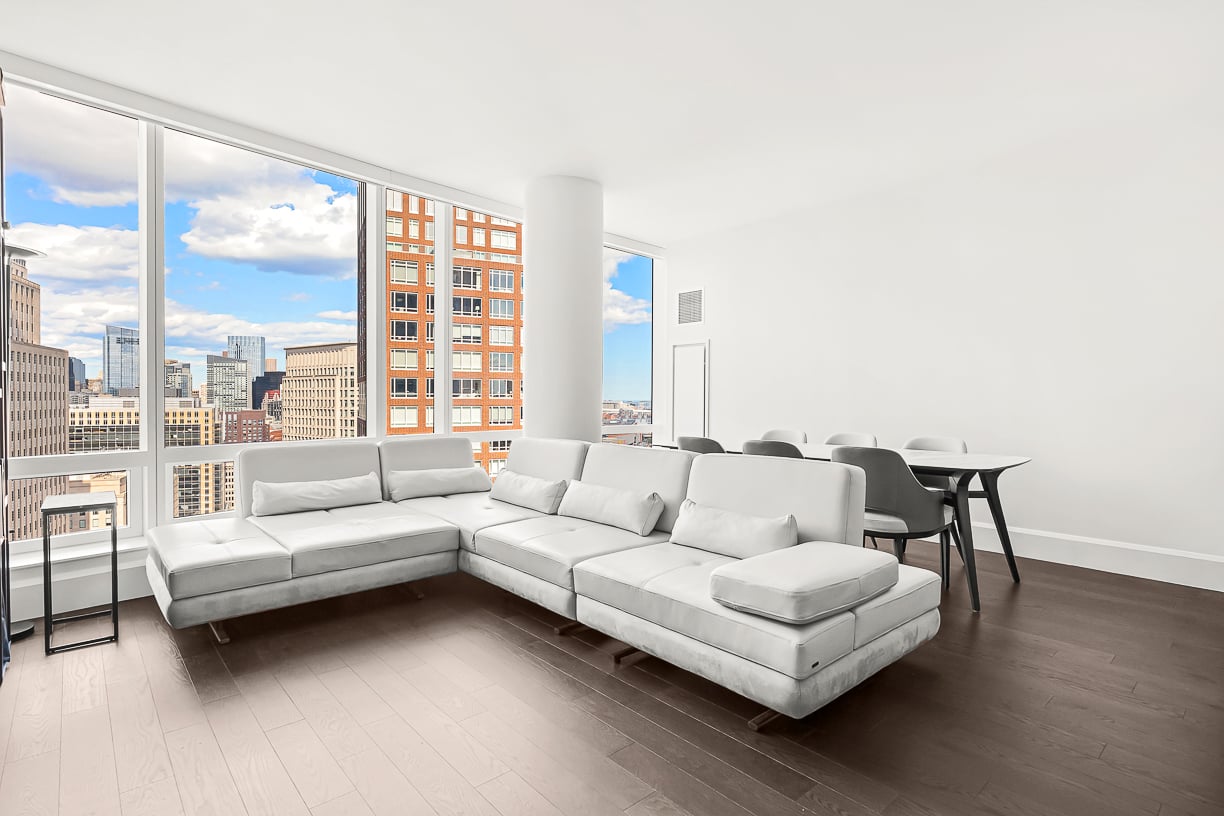 430 Stuart Street Unit 23E