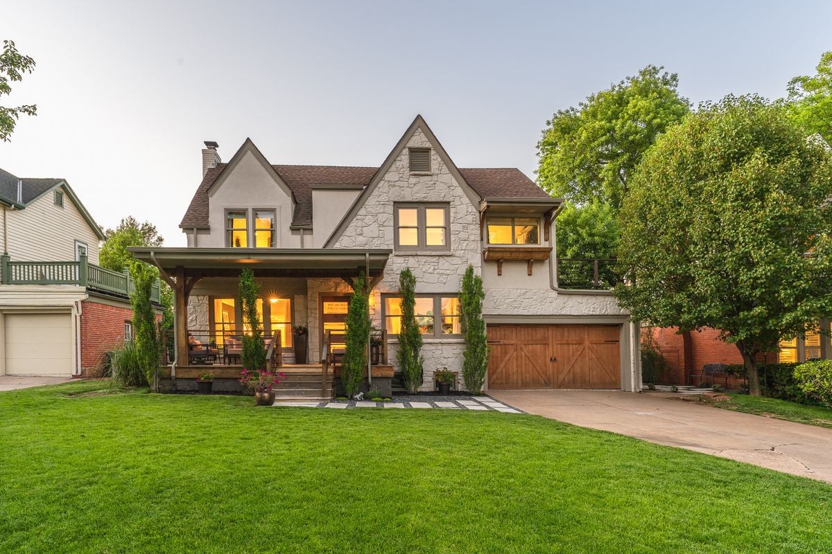 Sold in Nichols Hills: 1113 Tedford Way