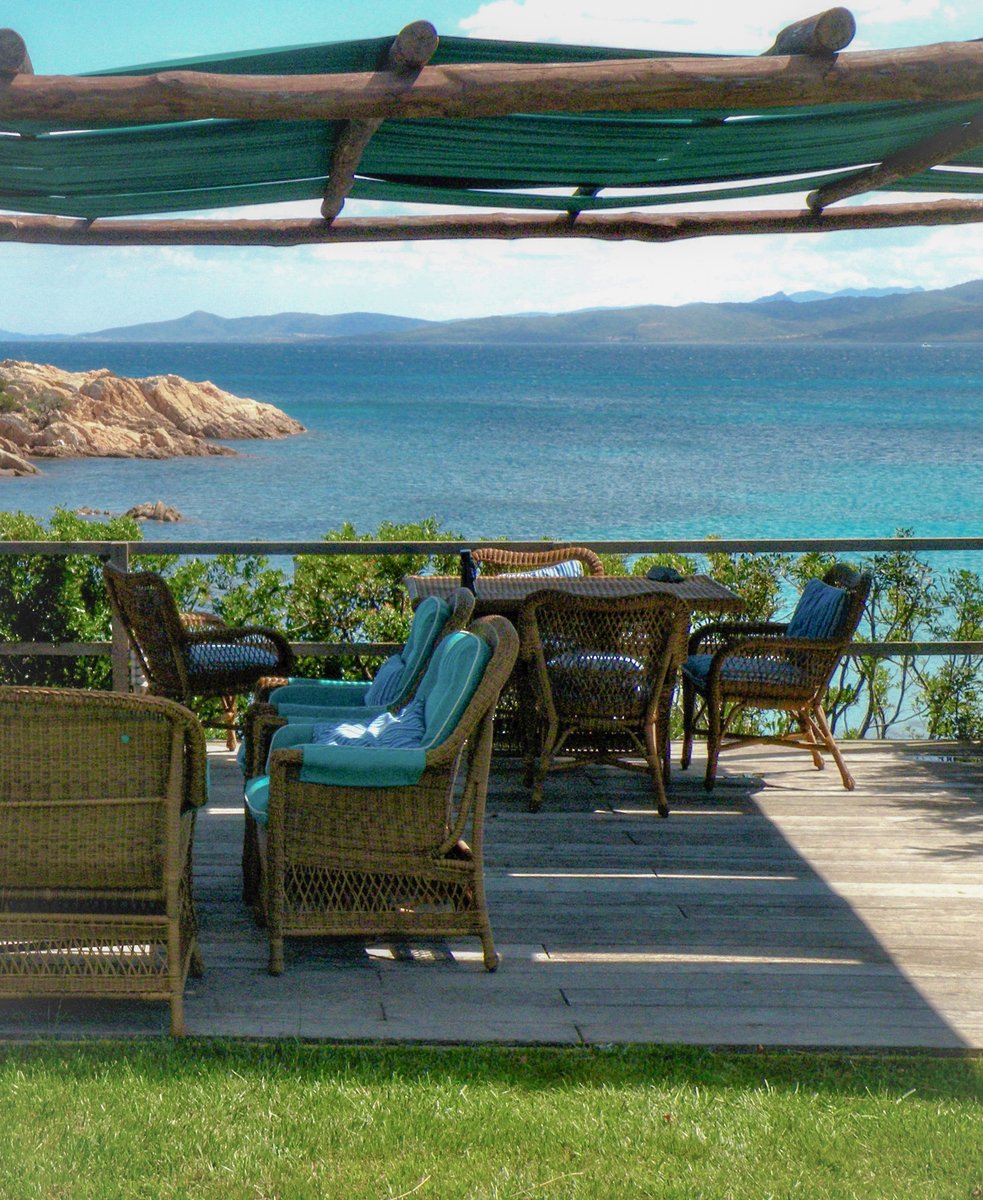 Breathtaking Beachfront Vacation Villa