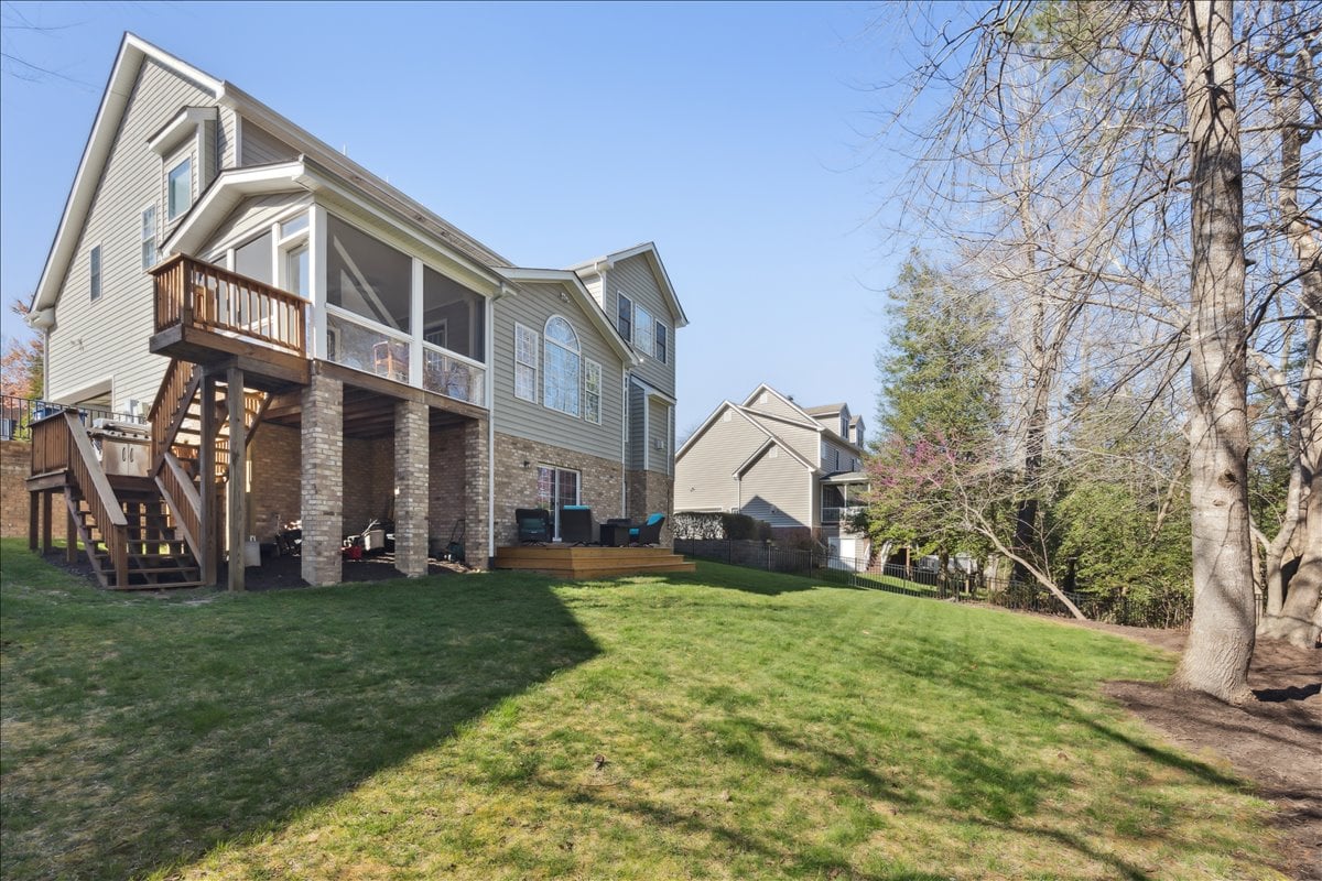 4513 Lake Summer Mews