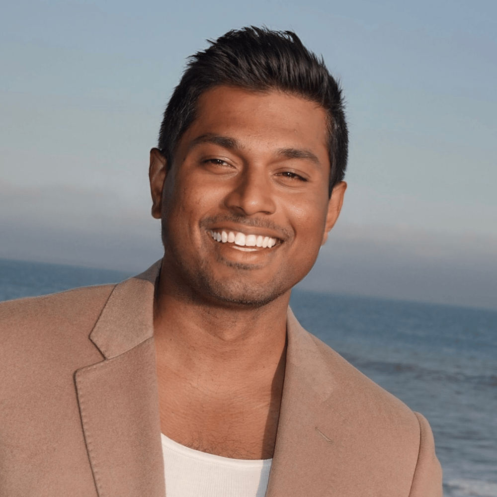 Hosh Maha Beverly Hills, CA Real Estate Agent Headshot