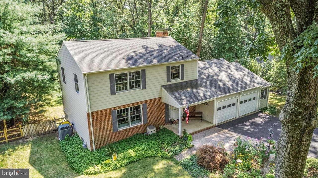 181 Berrywood Dr