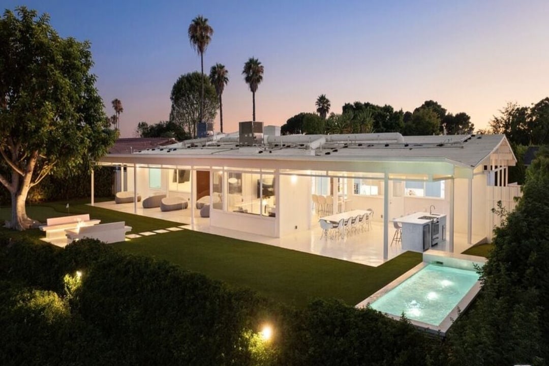 Celestia Manor, Stradella Rd, 90077