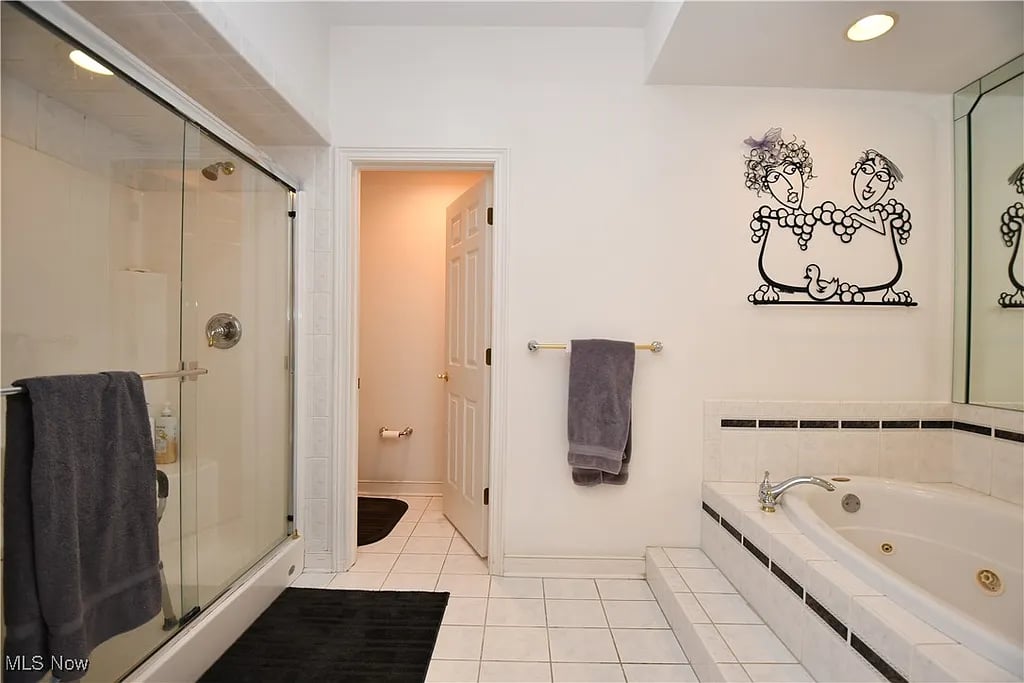 410 W Glengary Cir
